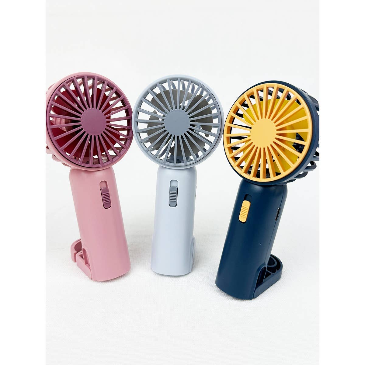 Portable Hand Fan with Pull out Stand
